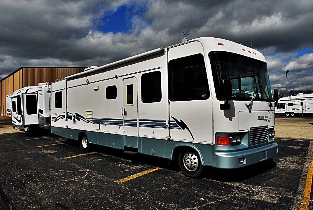 PreOwned 1996 Newmar Dutch Star 3455CA Class A Motorhome