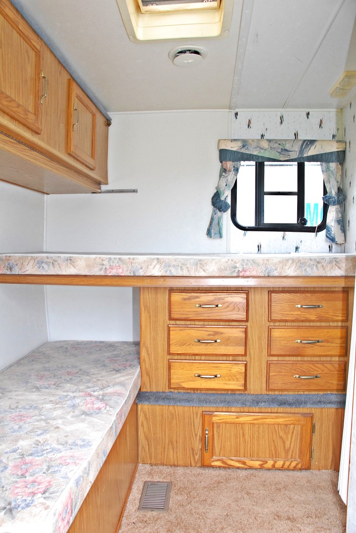 1997 Skyline Nomad 2790BH Travel Trailer Rental