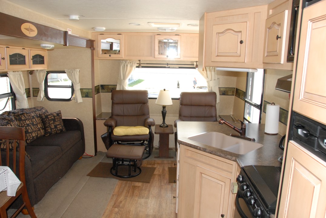 2011 Rockwood Signature 8319SS Travel Trailer