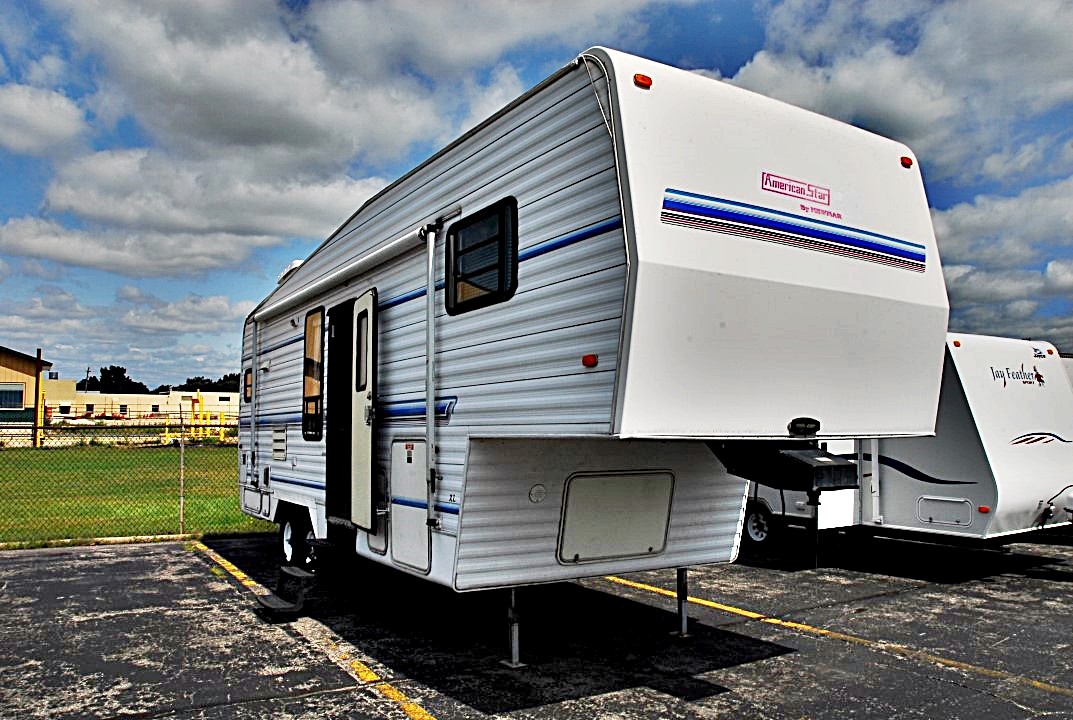 Used Fifth Wheel Trailers For Sale By Modern RV Center.